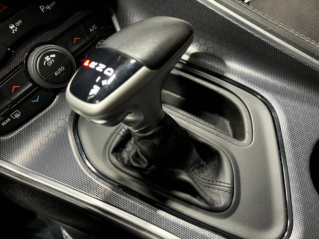 Used 2016 Dodge Challenger R/T Scat Pack RWD image 31