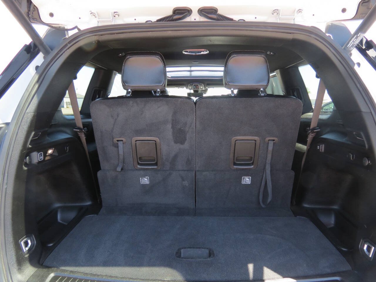 Used 2024 Jeep Grand Cherokee L Limited w/ Luxury Tech Group II AWD/4WD image 11