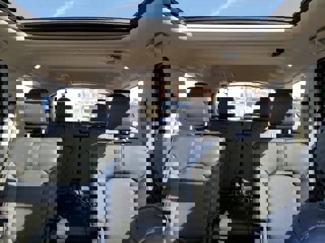 Used 2024 Honda Pilot Touring image 23