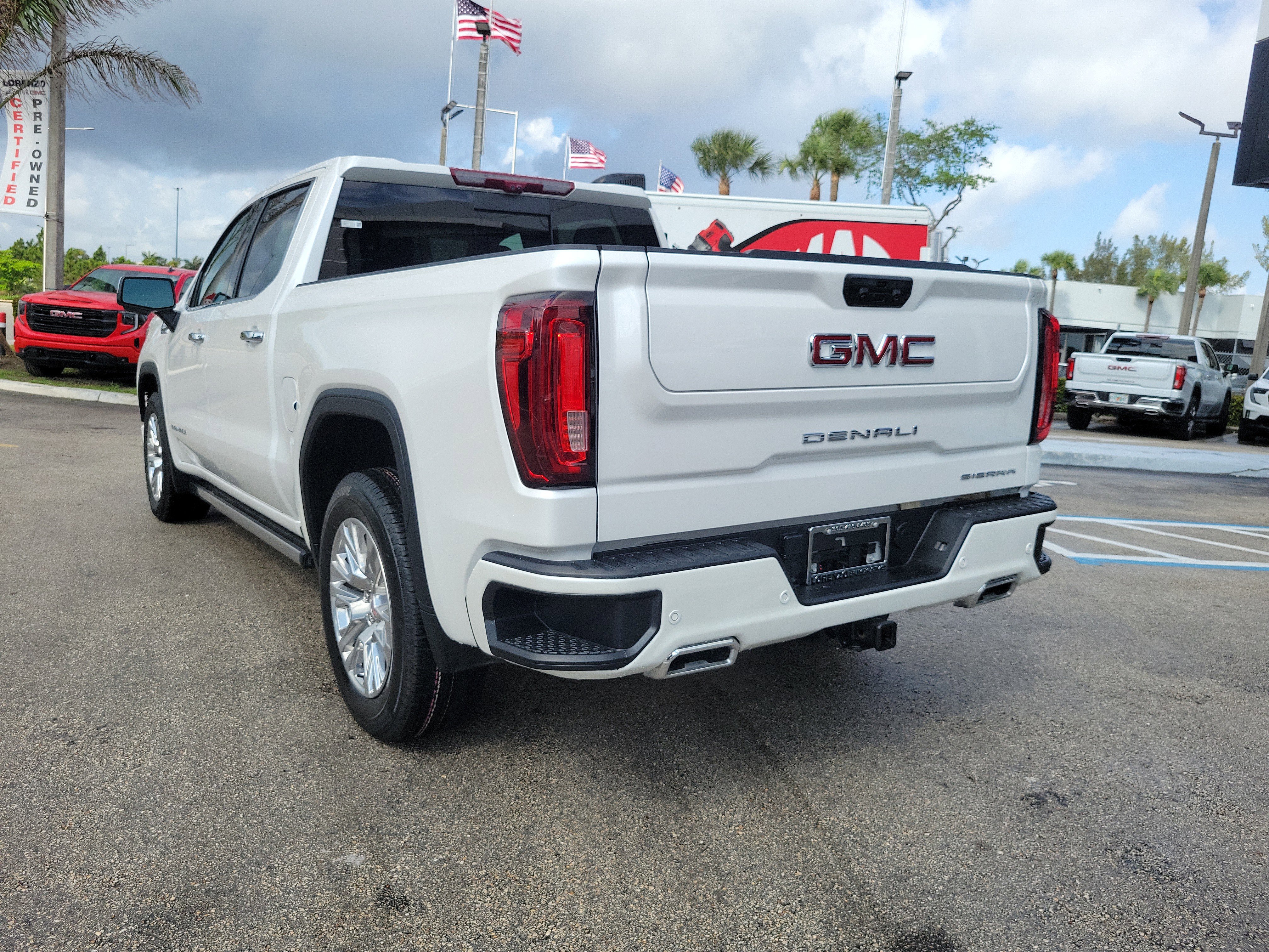 Used 2024 GMC Sierra 1500 Denali w/ Technology Package image 7