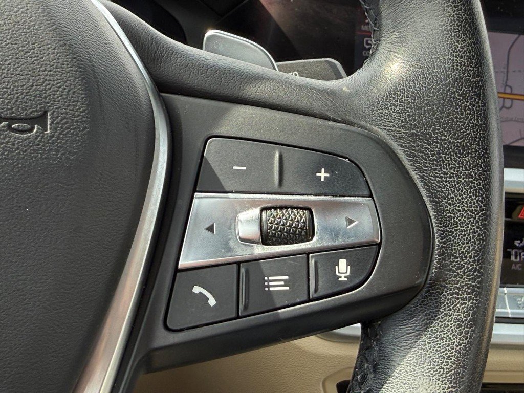 Used 2019 BMW 330i xDrive Sedan w/ Driving Assistance Package image 15