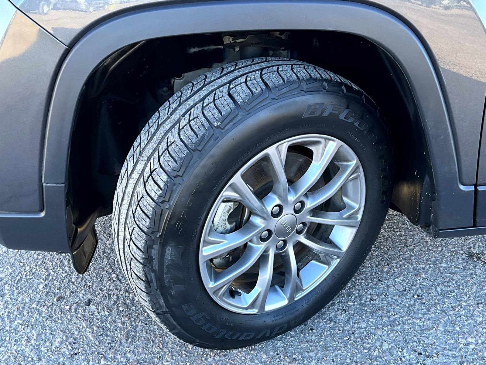 Used 2021 Jeep Cherokee Latitude Lux image 23