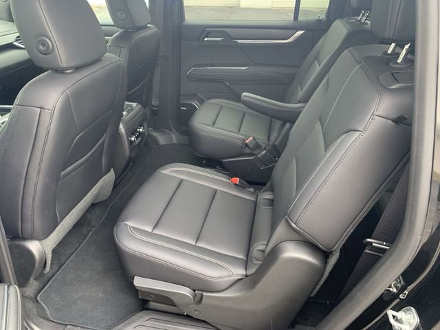 Certified 2025 GMC Acadia Elevation w/ Elevation Premium Package image 24