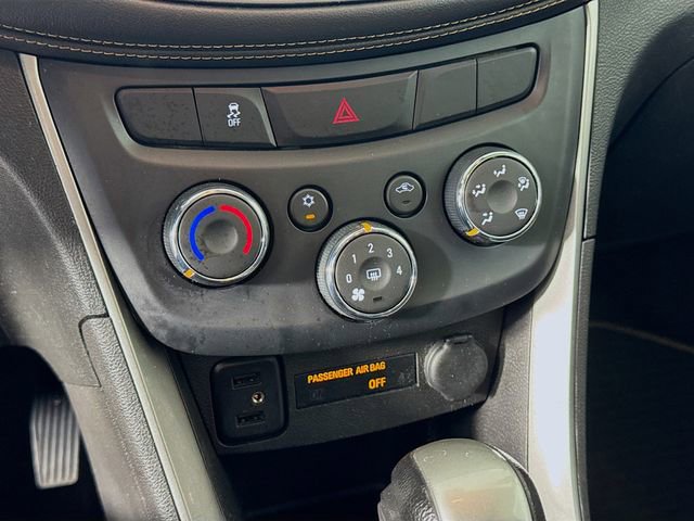 Used 2018 Chevrolet Trax LT w/ Driver Confidence Package image 16