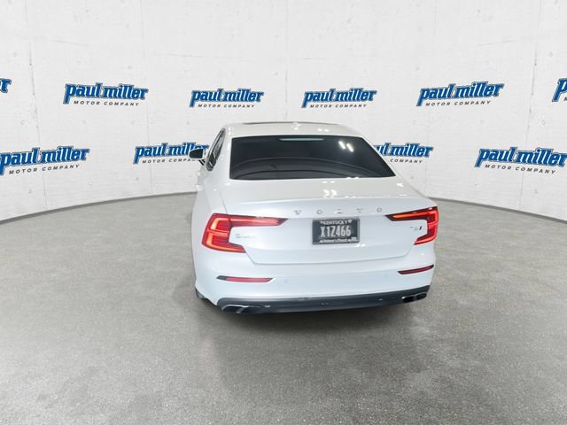 Used 2021 Volvo S60 T6 Momentum w/ Advanced Package AWD/4WD image 9