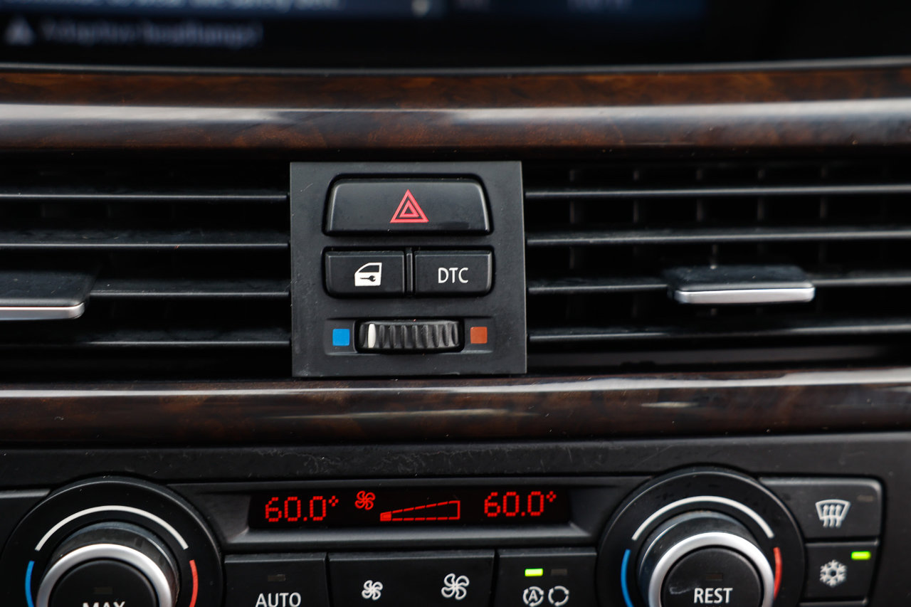 Used 2008 BMW 328xi Sedan image 32