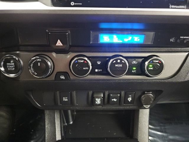 Used 2023 Toyota Tacoma TRD Off-Road image 23