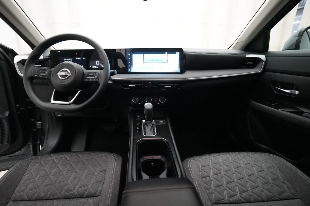 Certified 2025 Nissan Kicks SV image 5