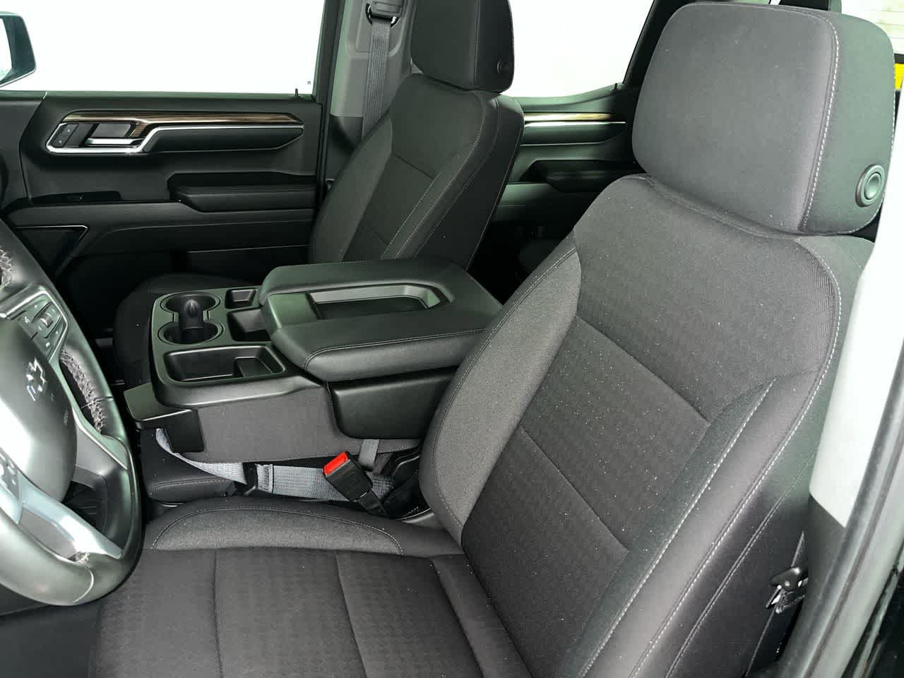 Used 2024 Chevrolet Silverado 1500 RST w/ Redline Edition AWD/4WD image 15