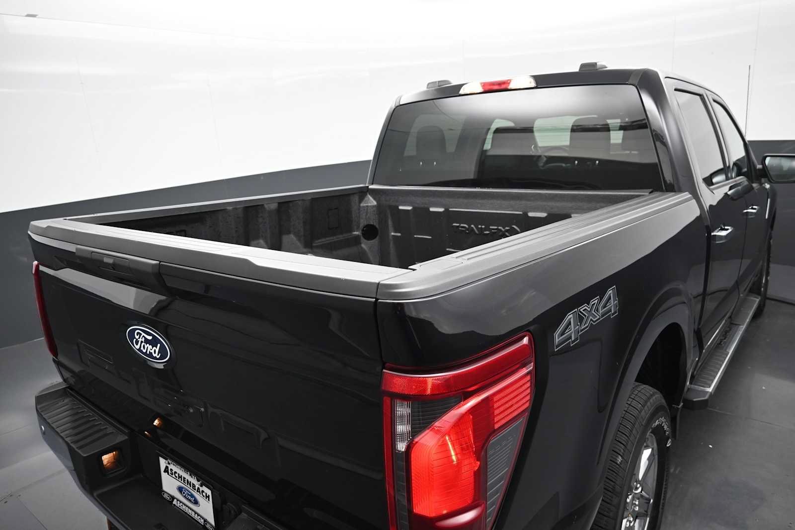 Certified 2025 Ford F150 XLT w/ Equipment Group 301A Standard AWD/4WD image 17