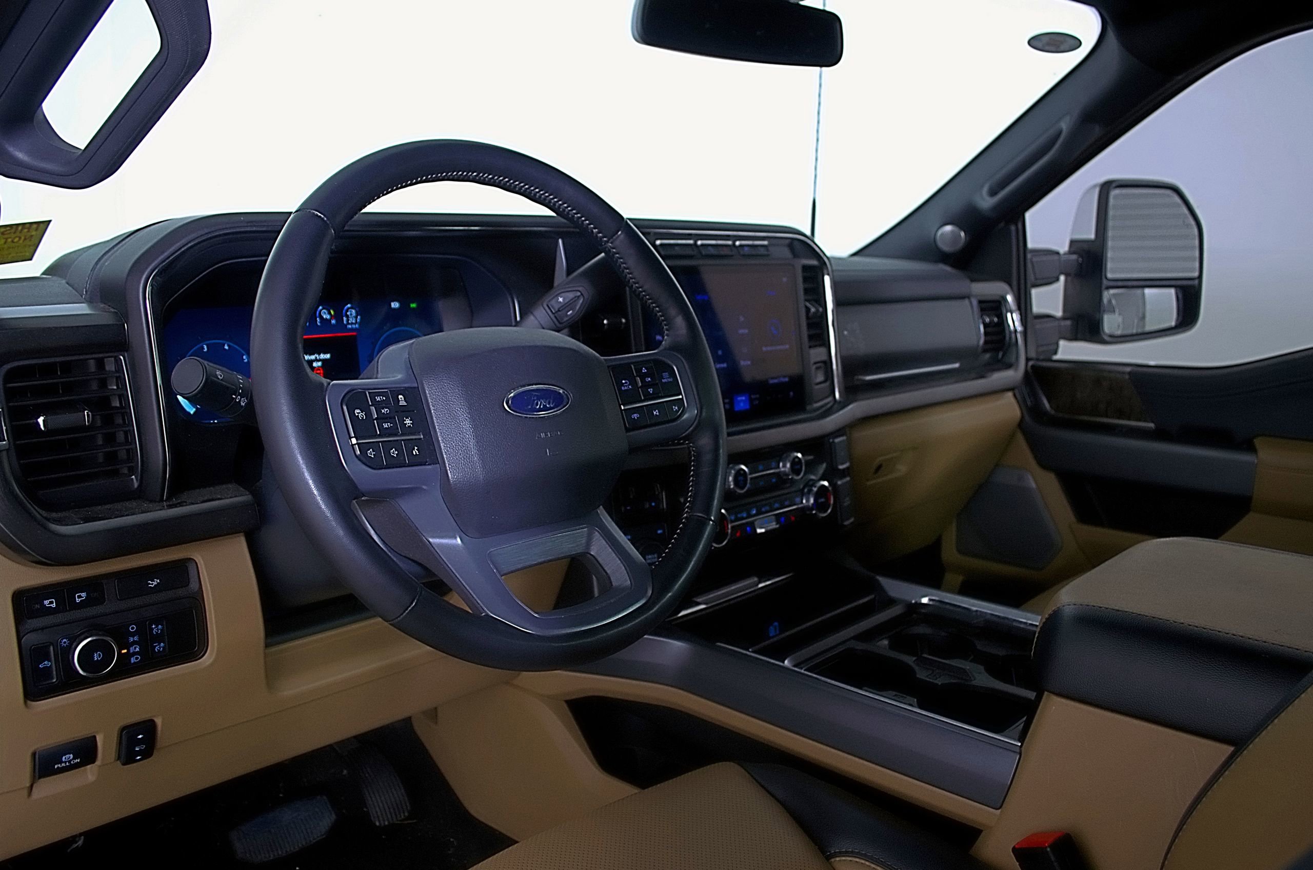 Used 2024 Ford F250 Lariat w/ Lariat Ultimate Package image 19