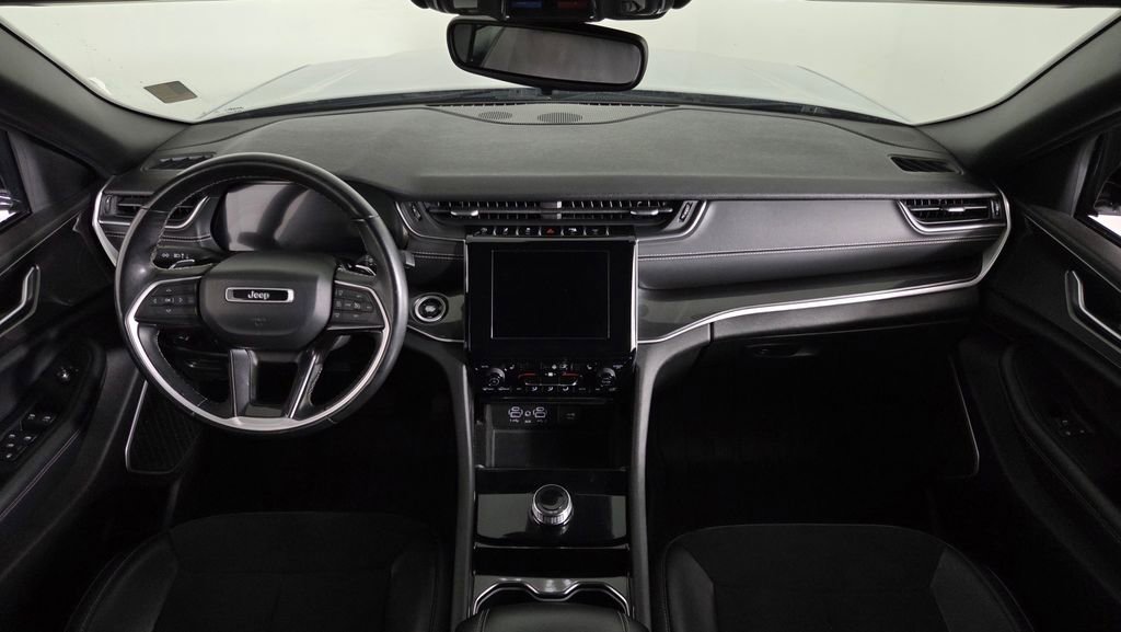 Used 2022 Jeep Grand Cherokee L Altitude image 41