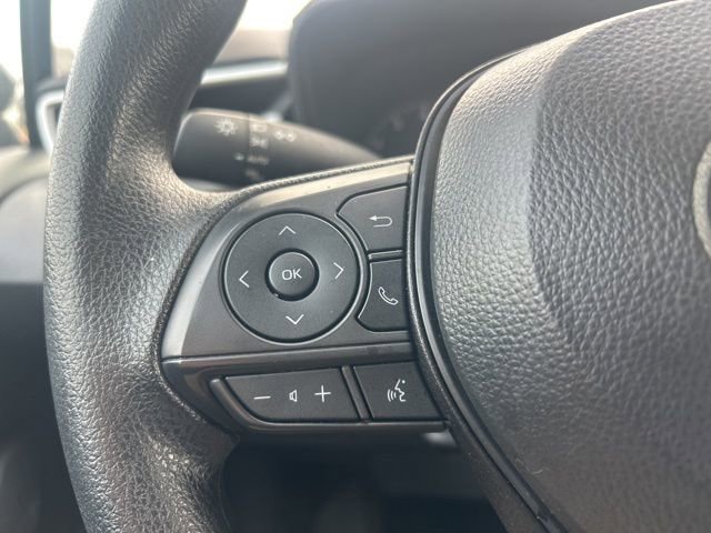 Used 2025 Toyota Corolla LE image 15
