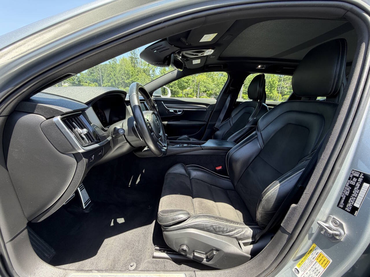 Used 2018 Volvo V90 T5 R-Design FWD image 11