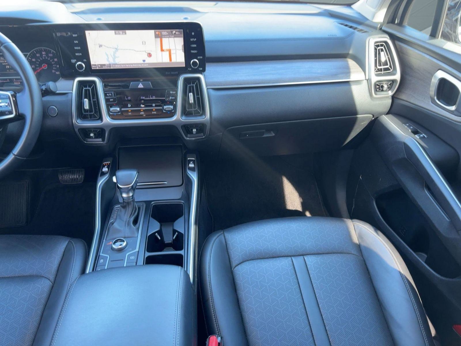 Used 2022 Kia Sorento S w/ Panoramic Sunroof Package image 29