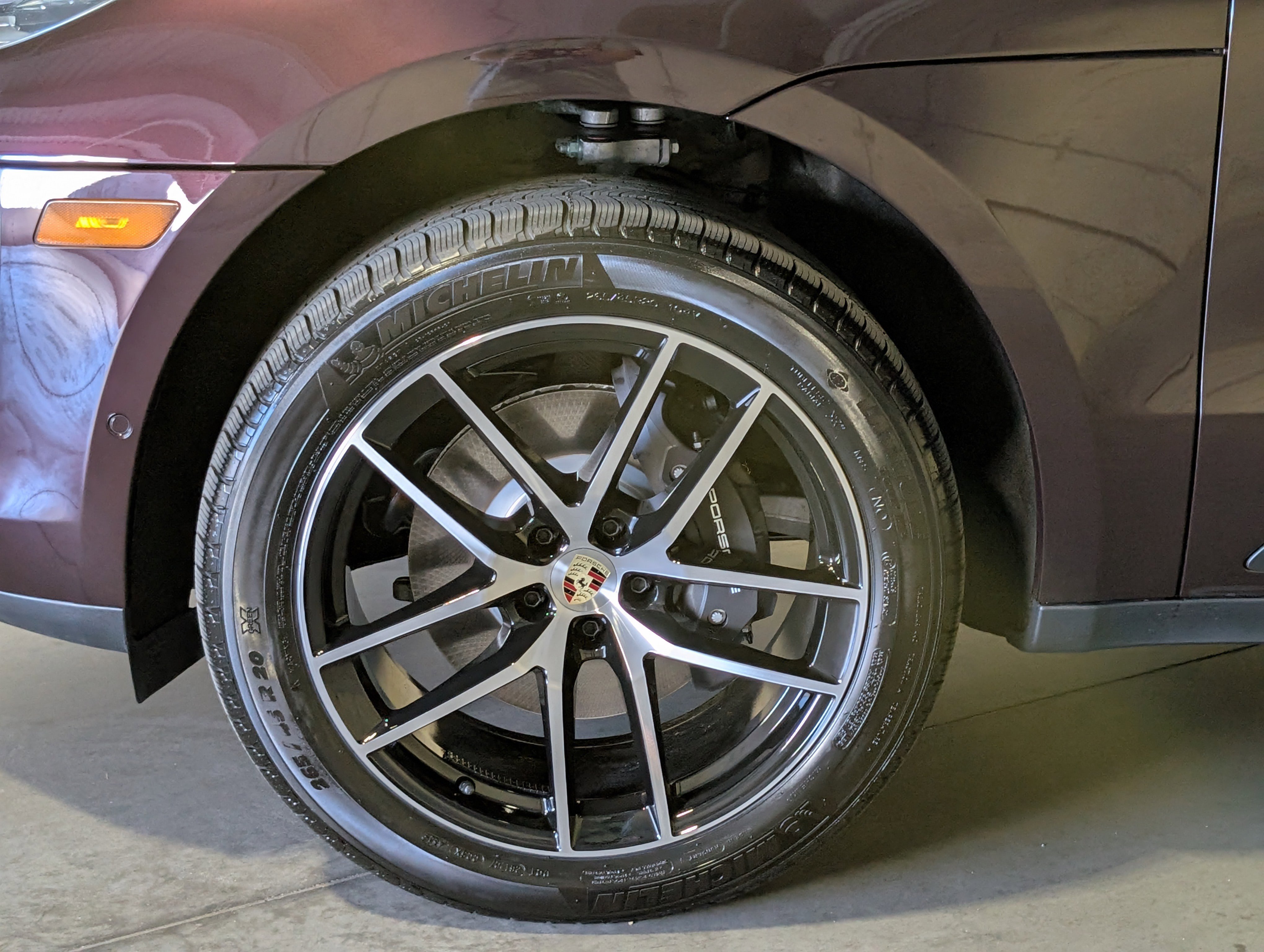 New 2026 Porsche Macan image 18