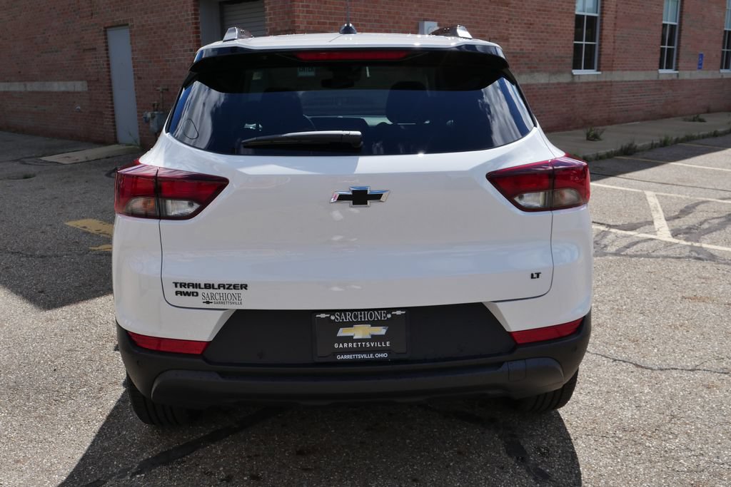 New 2026 Chevrolet TrailBlazer LT w/ Midnight Edition AWD/4WD image 6