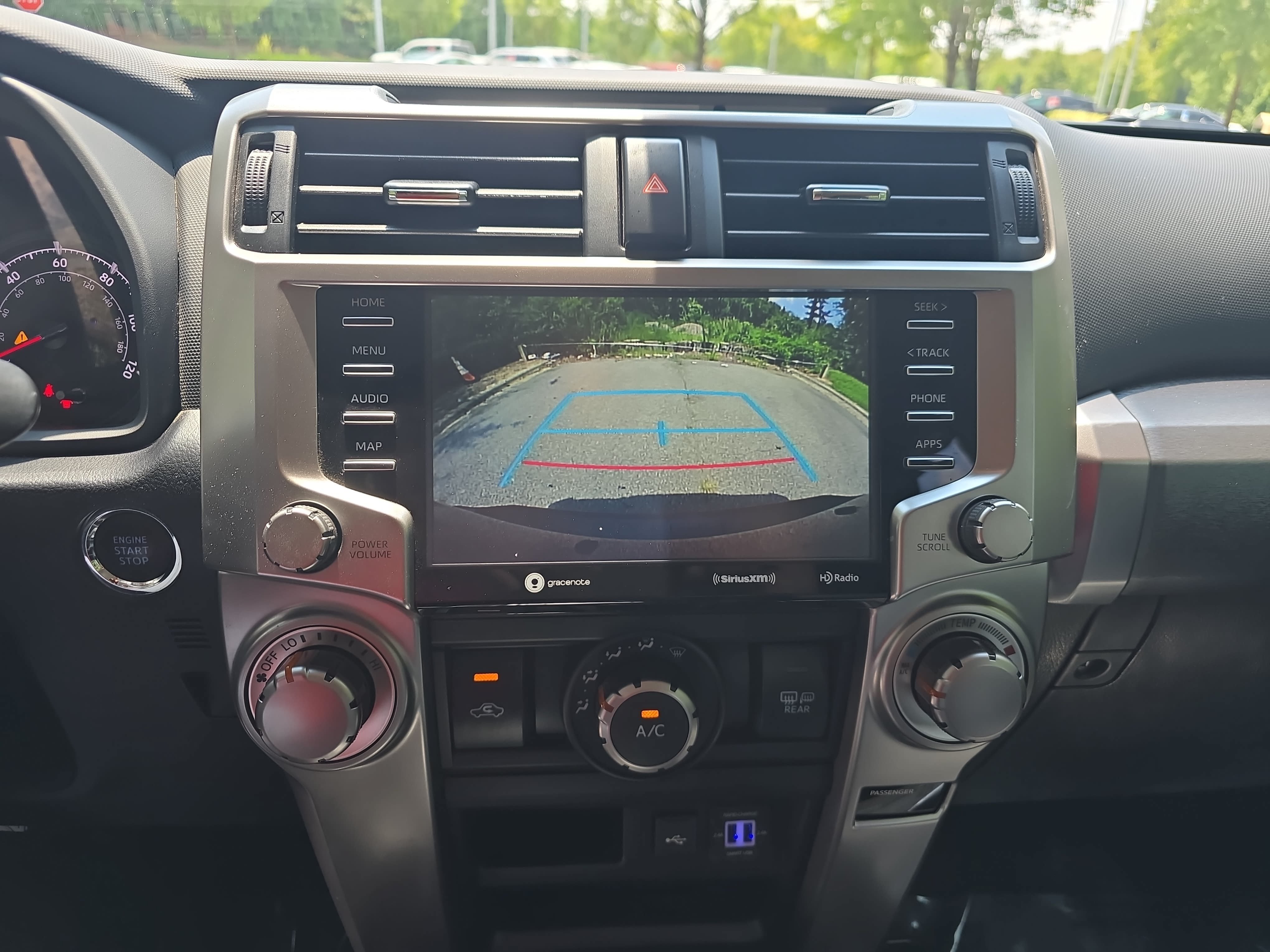 Used 2020 Toyota 4Runner SR5 Premium AWD/4WD image 22
