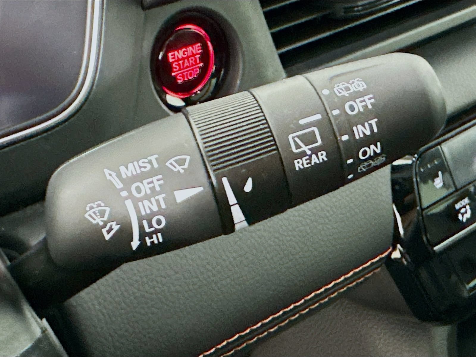 Used 2024 Honda Pilot TrailSport image 21
