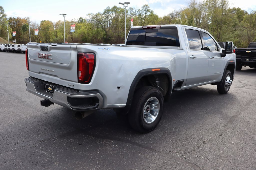 Used 2022 GMC Sierra 3500 SLT w/ SLT Convenience Package image 29