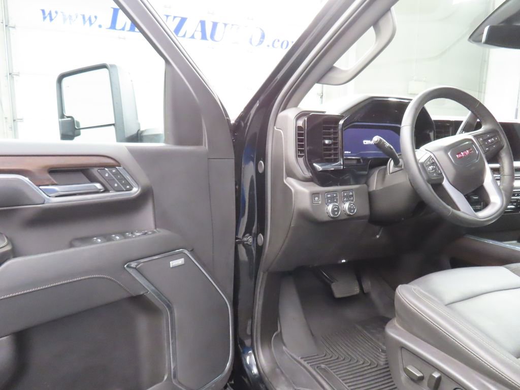 Used 2024 GMC Sierra 3500 SLT w/ SLT Premium Package image 45