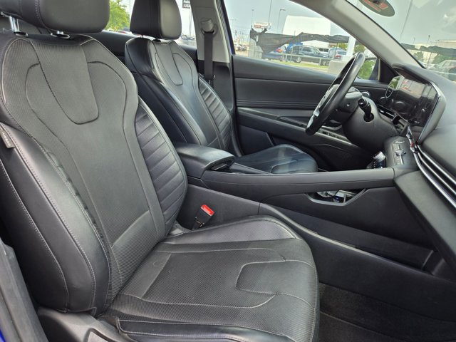 Used 2021 Hyundai Elantra Limited FWD image 21