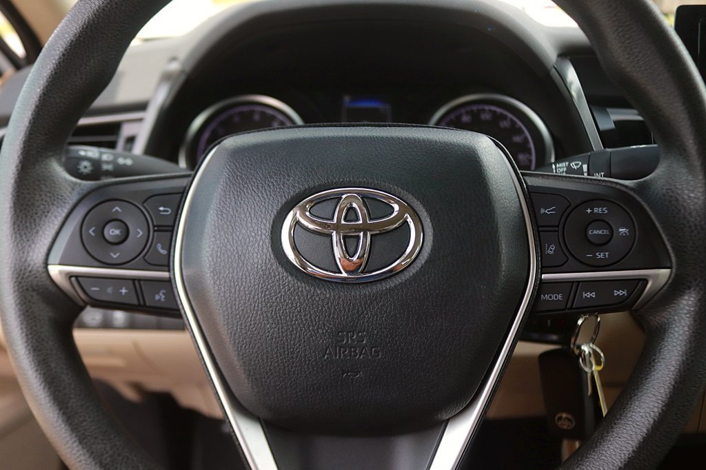 Used 2023 Toyota Camry LE FWD image 16