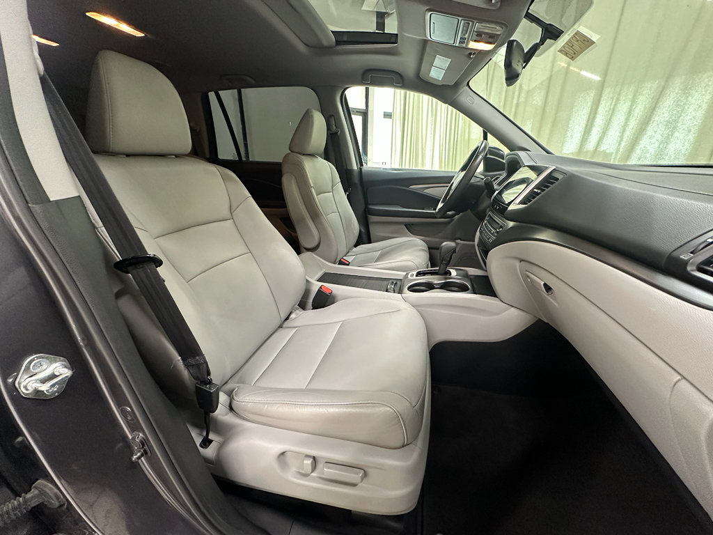 Used 2017 Honda Pilot EX-L image 18
