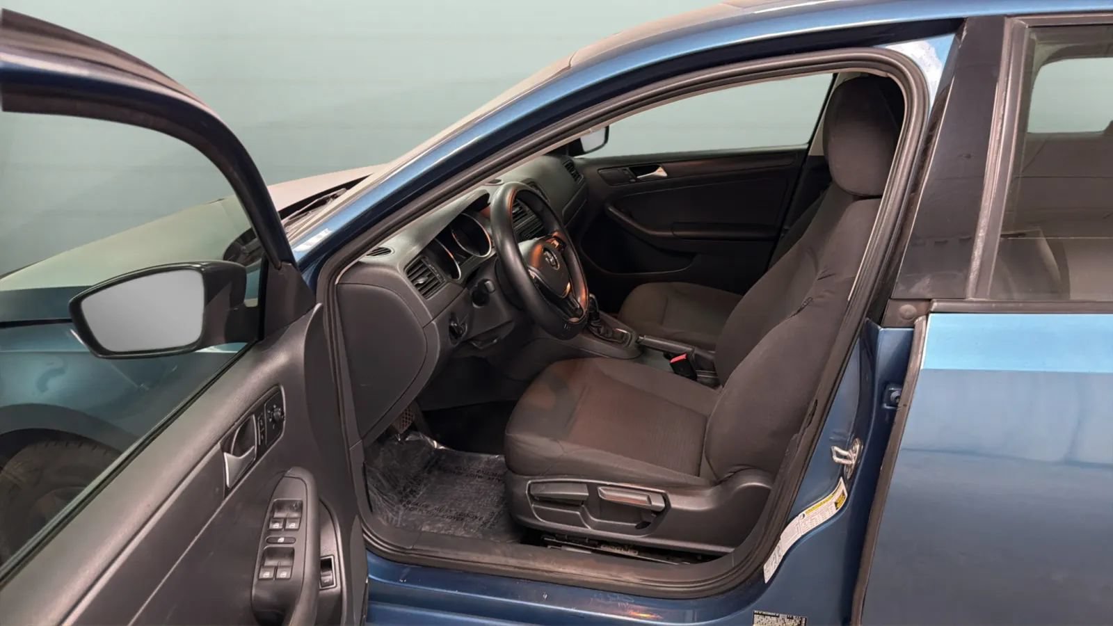 Used 2015 Volkswagen Jetta S FWD image 21