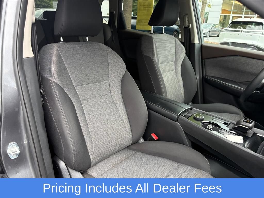 Used 2023 Nissan Rogue SV AWD/4WD image 20