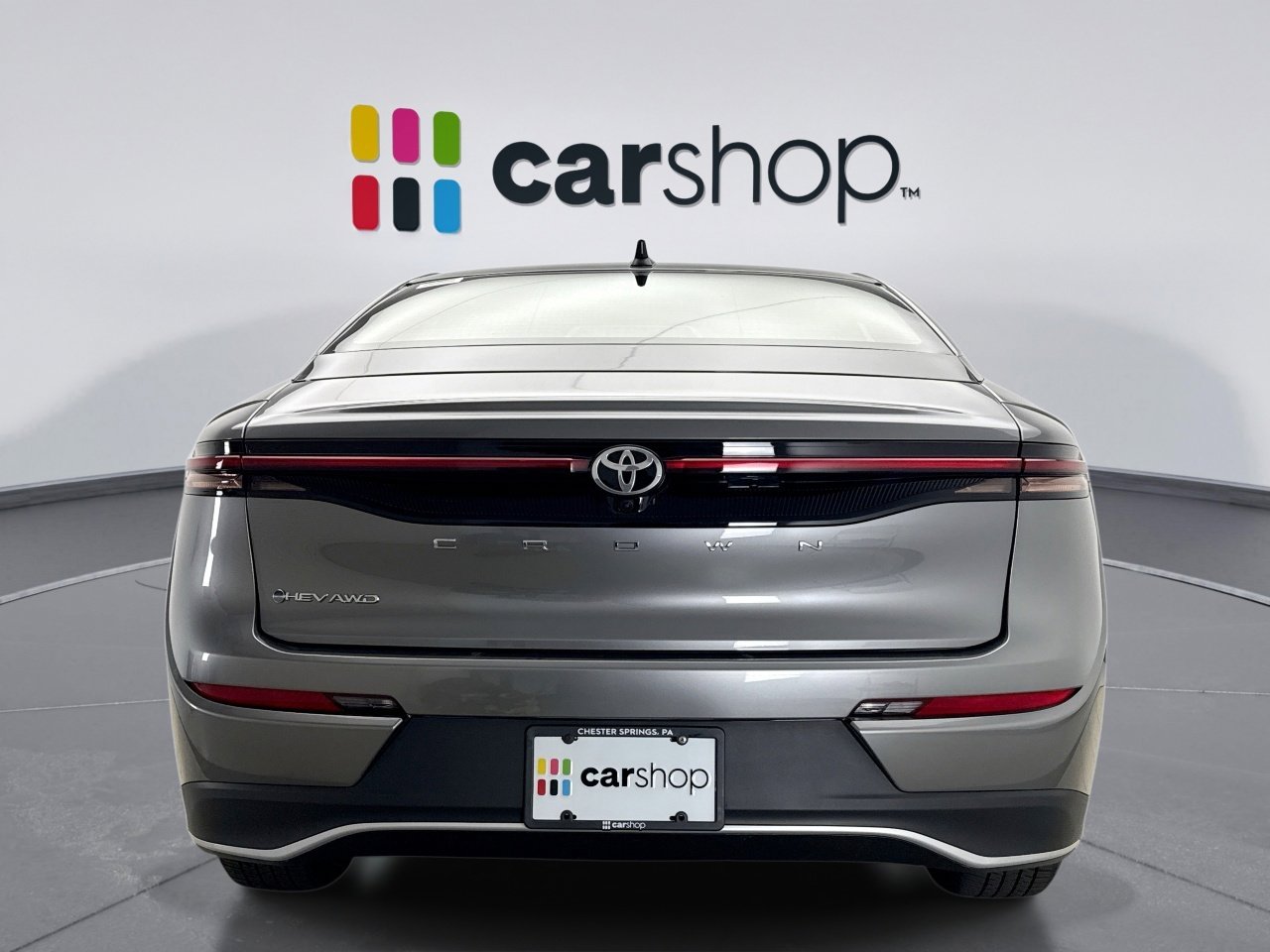 Used 2025 Toyota Crown XLE AWD/4WD image 4