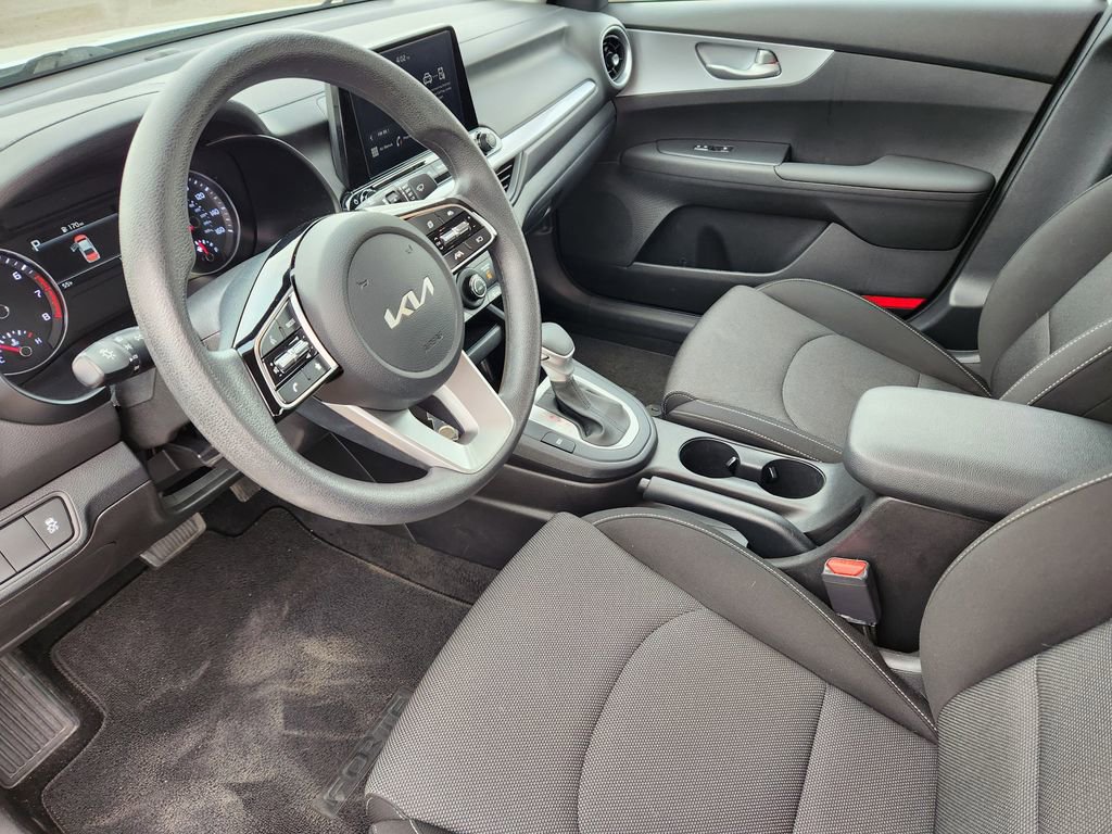 Certified 2023 Kia Forte LXS image 7
