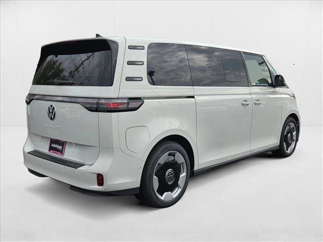 New 2025 Volkswagen ID. Buzz Pro S video 2