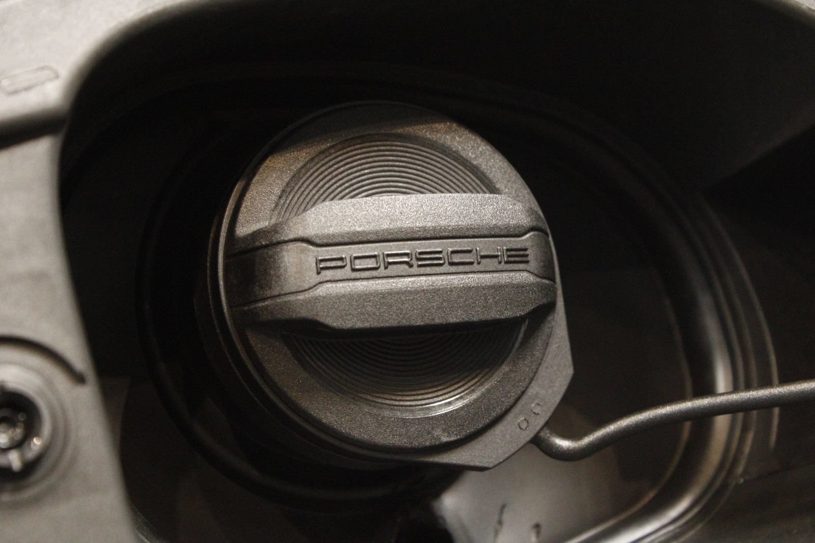 Certified 2026 Porsche Macan AWD/4WD image 35