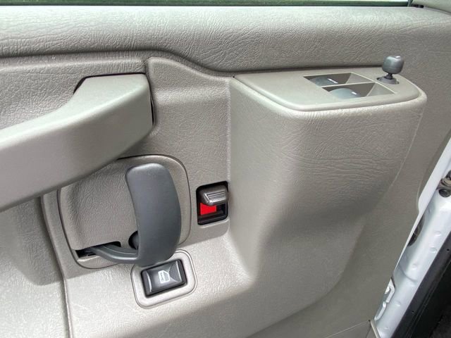 Certified 2024 Chevrolet Express 3500 LT w/ LT Preferred Equipment Group RWD image 22