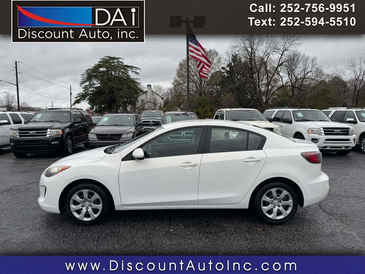 Used 2013 MAZDA MAZDA3 i SV