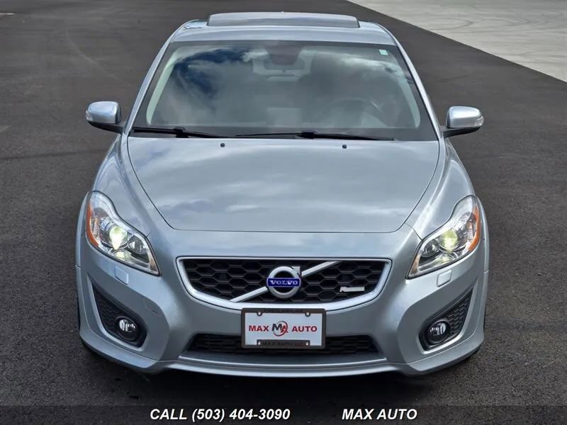 Used 2011 Volvo C30 T5 R-Design image 3