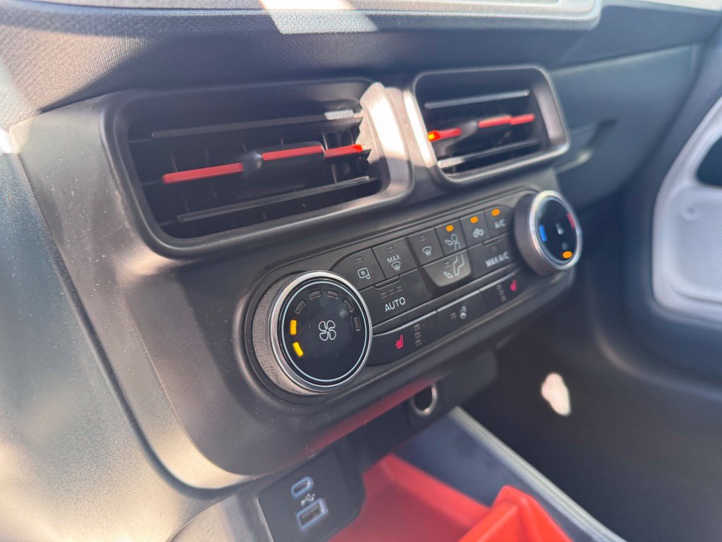 Used 2023 Ford Maverick XLT w/ XLT Luxury Package FWD image 20