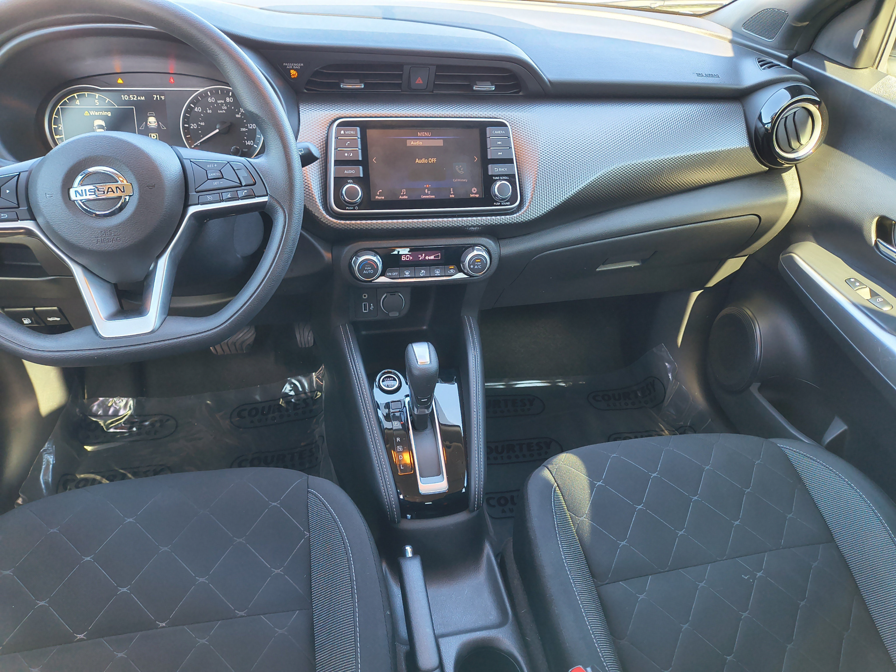 Certified 2019 Nissan Kicks SV FWD image 14