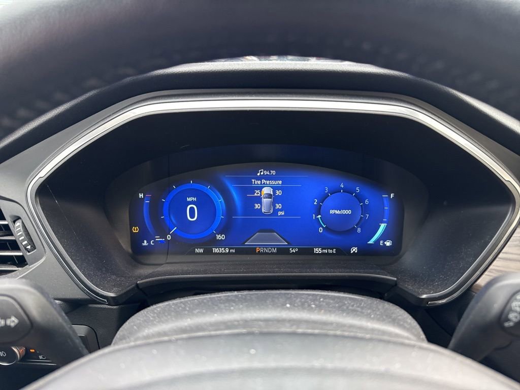 Used 2020 Ford Escape Titanium image 13