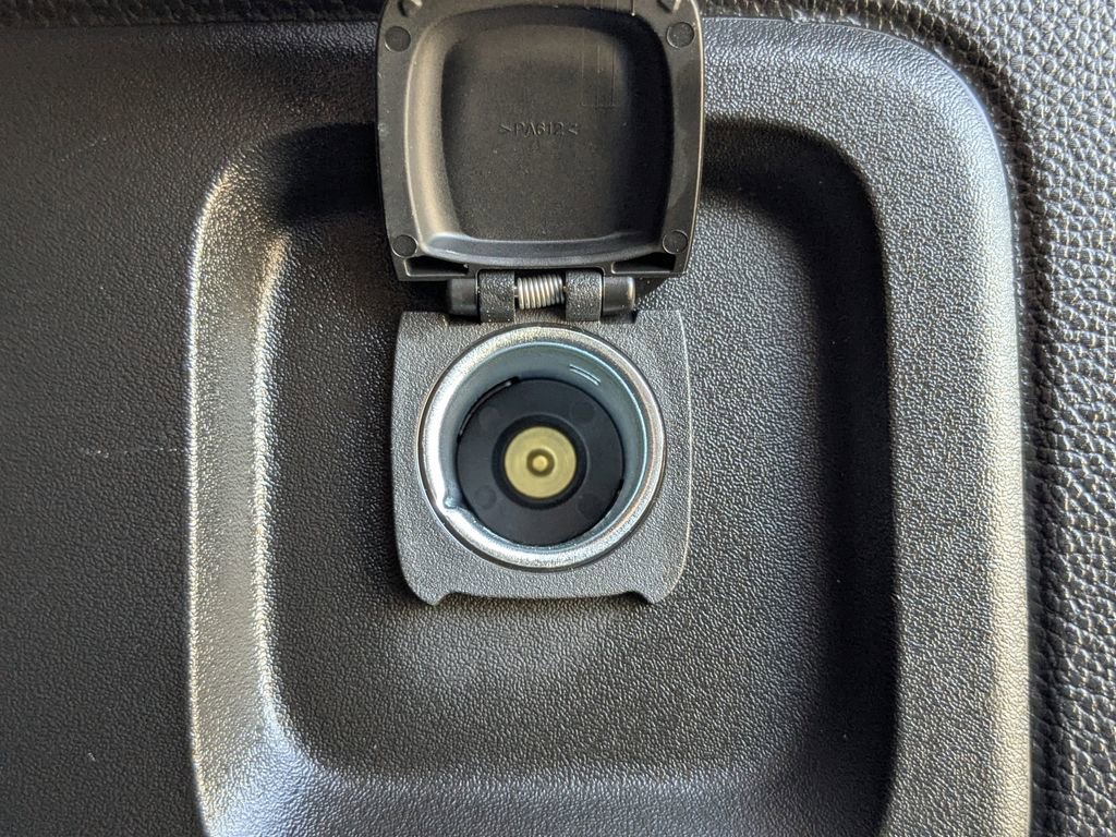 Certified 2023 Chevrolet Traverse RS image 14