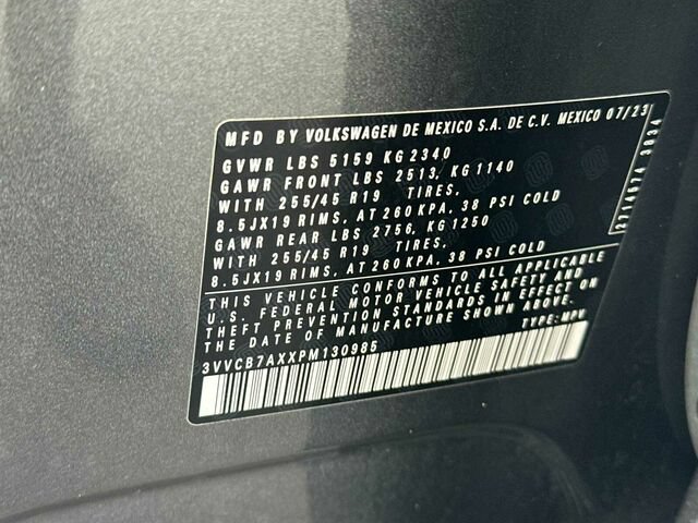 Used 2023 Volkswagen Tiguan SE R-Line FWD image 36