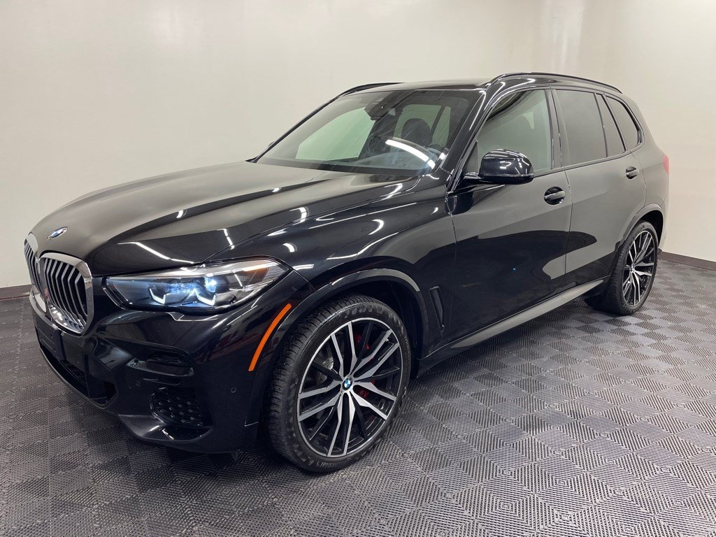 Used 2022 BMW X5 xDrive40i w/ M Sport Package AWD/4WD image 1