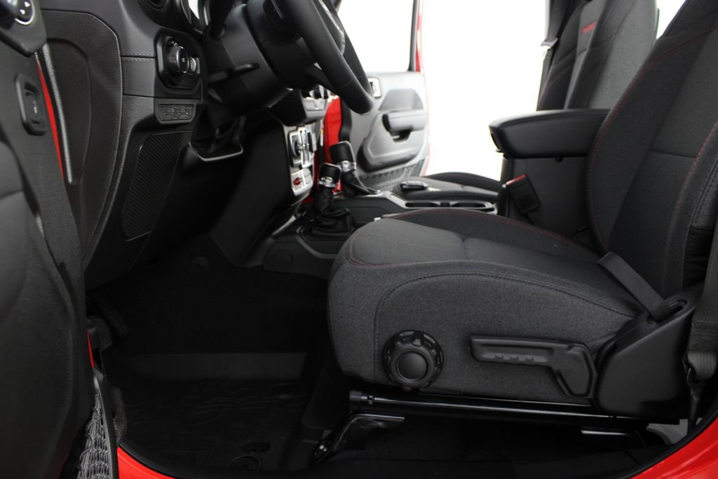 New 2026 Jeep Wrangler Unlimited Rubicon AWD/4WD image 15