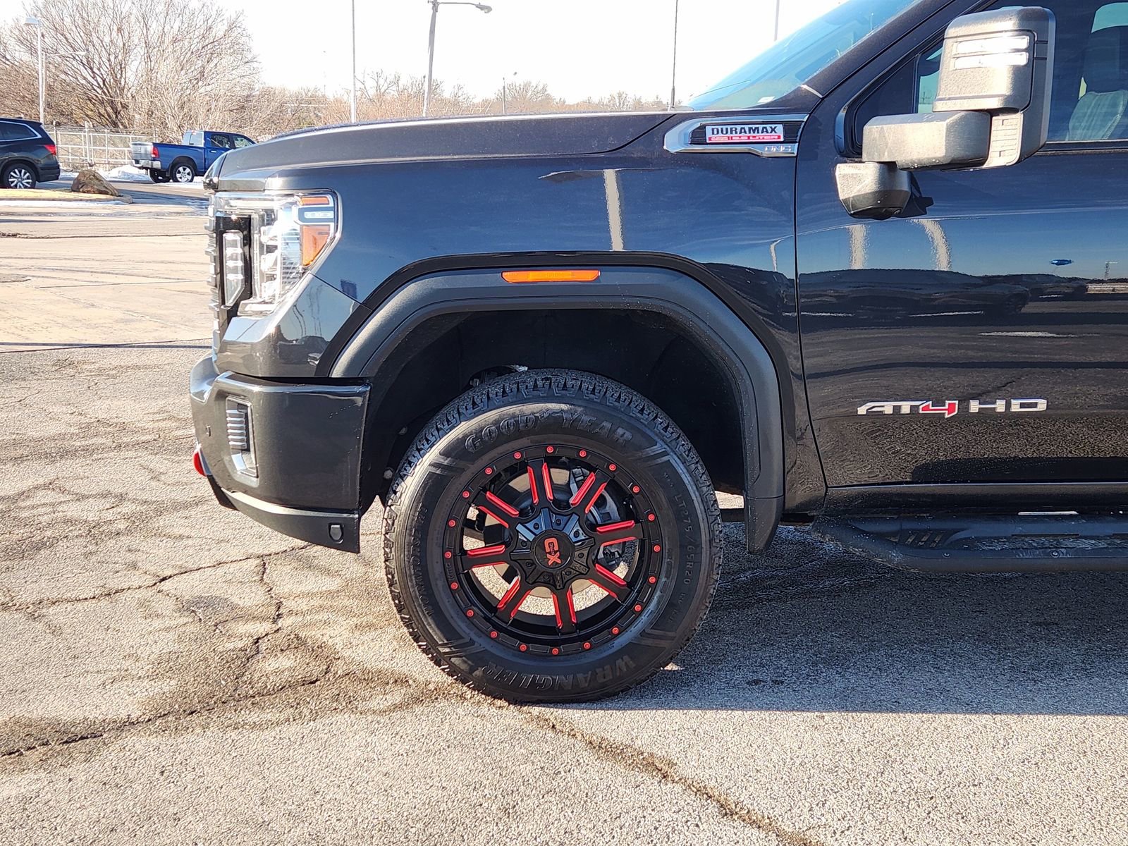 Used 2020 GMC Sierra 2500 AT4 w/ AT4 Premium Package image 9