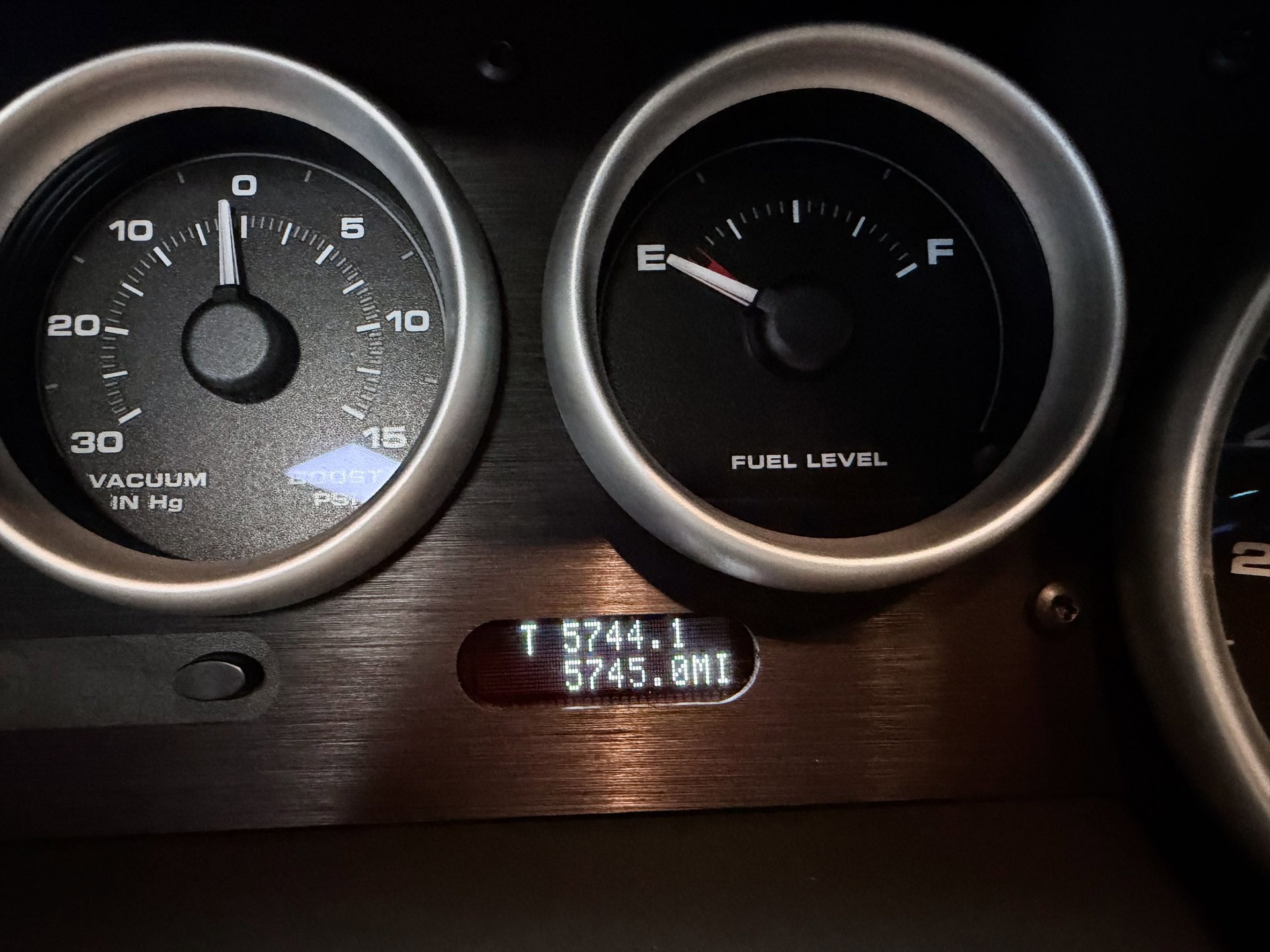 Used 2005 Ford GT image 22