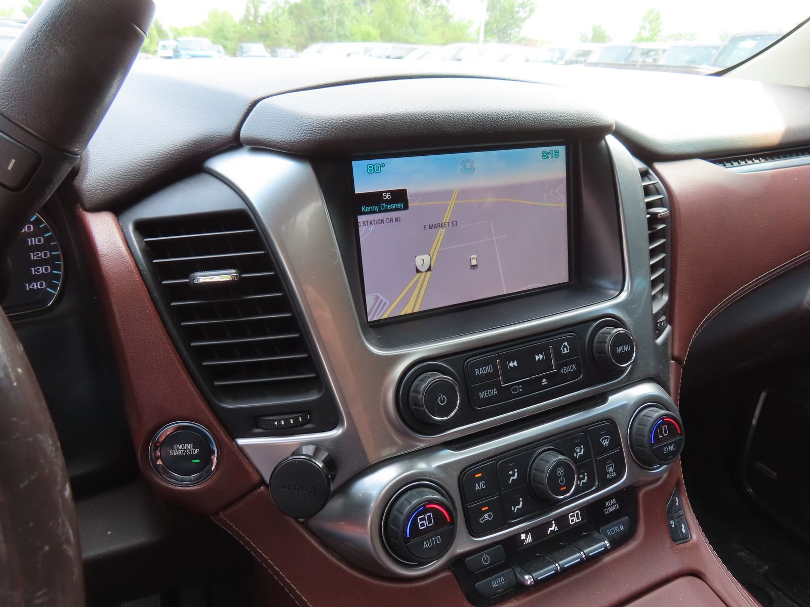 Used 2015 Chevrolet Tahoe LTZ AWD/4WD image 20