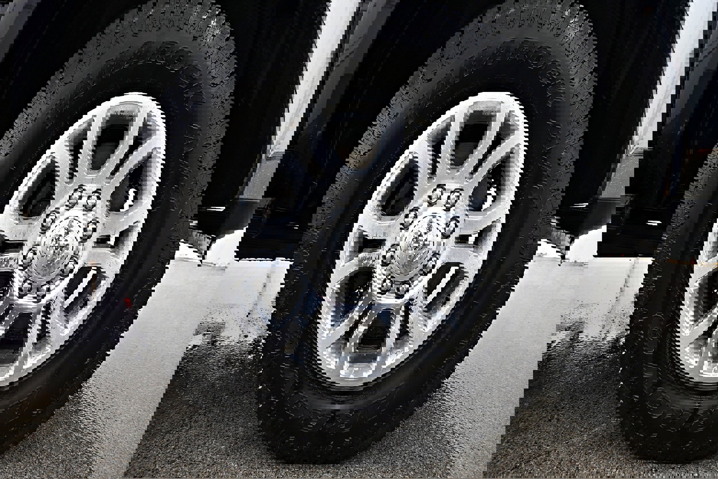 Used 2018 RAM 2500 Laramie w/ Snow Chief Group image 37