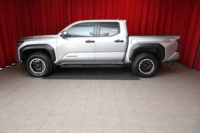 Certified 2024 Toyota Tacoma TRD Off-Road w/ TRD Off Road Upgrade Package image 5