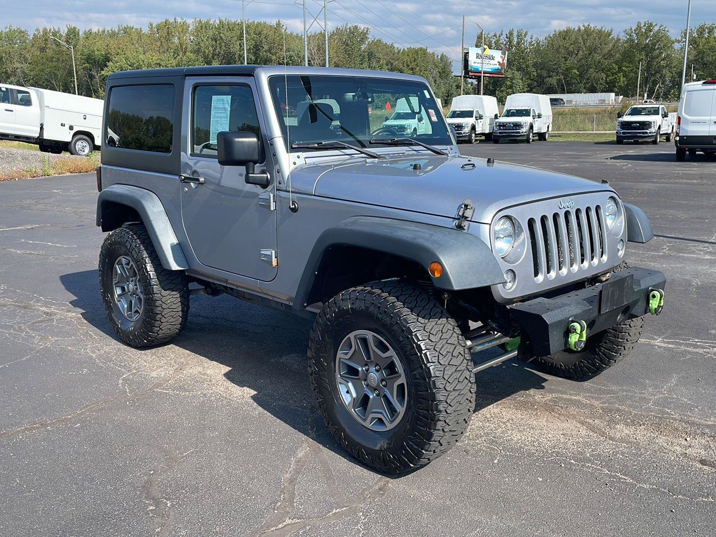 Used 2015 Jeep Wrangler Rubicon w/ Power Convenience Group AWD/4WD image 7